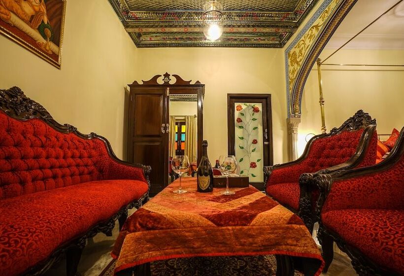 ロイヤルスイート, Shahpura House