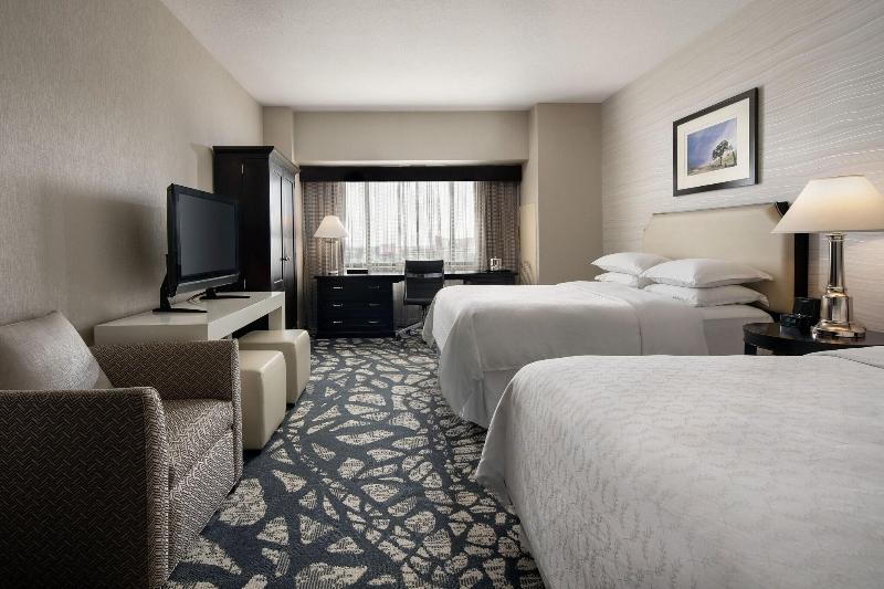 Номер Клуб, Sheraton Garden Grove  Anaheim South