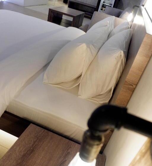 디럭스 룸, Stark Boutique Hotel And Spa