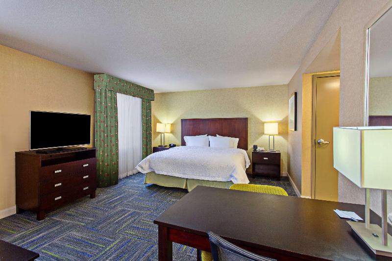 Студио Стандарт Кровать Кинг, Hampton Inn & Suites Merced