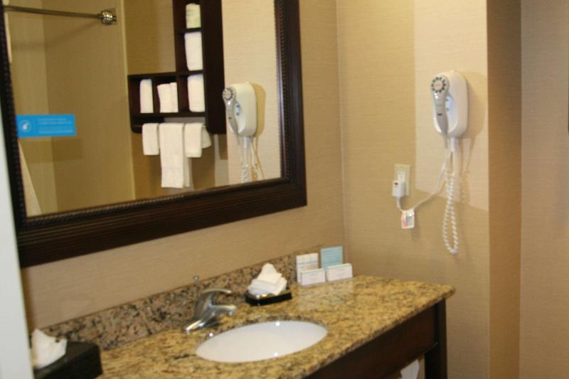 스탠다드 룸 킹사이즈 침대, Hampton Inn & Suites St. Augustine Vilano Beach