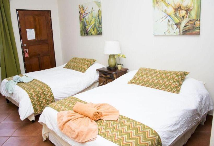 اتاق استاندارد چهار تخته, Las Brisas Resort And Villas