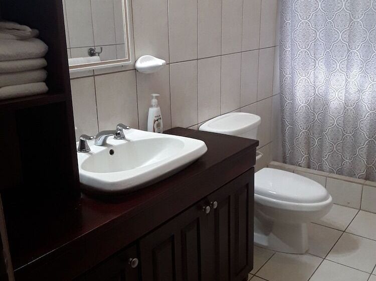 ویلای 3 خوابه, Las Brisas Resort And Villas