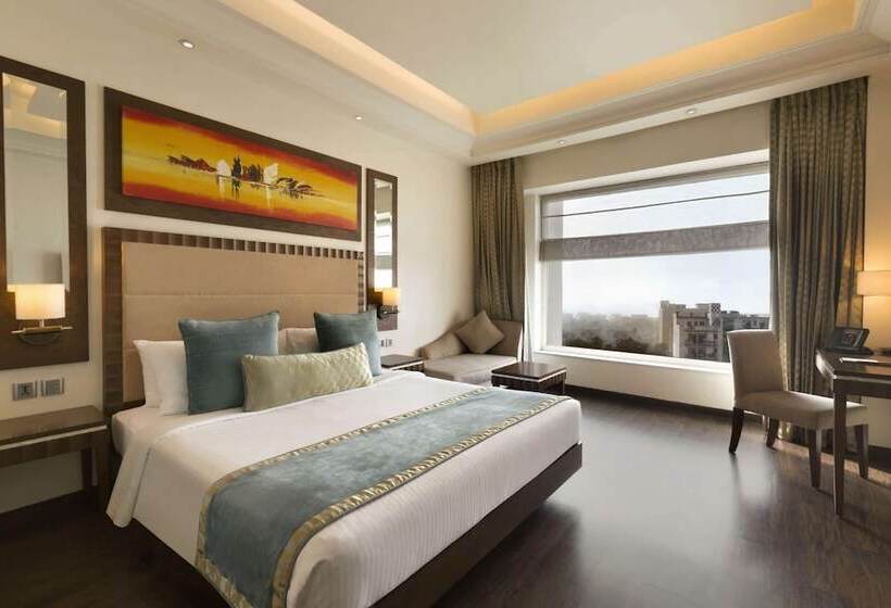 اتاق اجرایی, Ramada Gurgaon Central