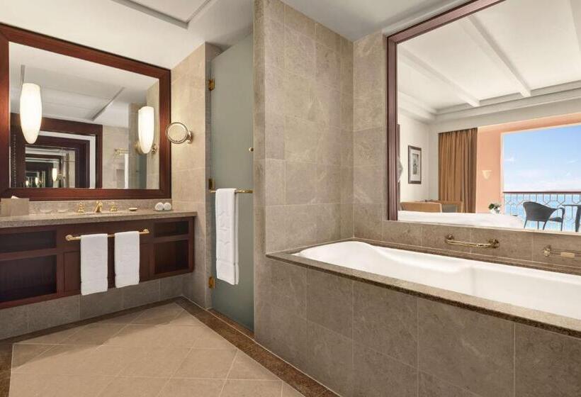 اتاق لوکس با تخت بزرگ, Shangri La Al Husn, Muscat - Adults Only Resort