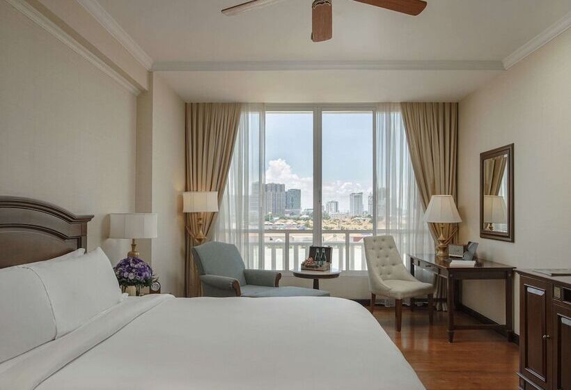 Номер Superior, Sofitel Phnom Penh Phokeethra