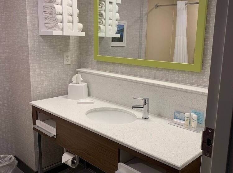 标准间, Hampton Inn & Suites Syracuse Dewitt