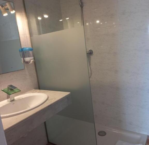 Номер Стандарт, Hostal Sant Bernat