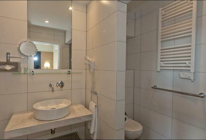 اتاق استاندارد, B Aparthotel Grand Place