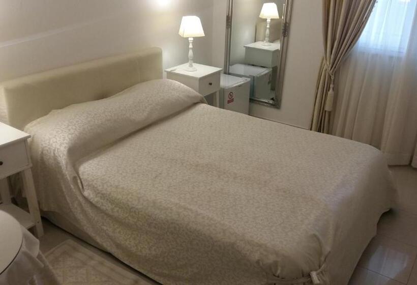 اتاق استاندارد, Villa Triana Adults Only