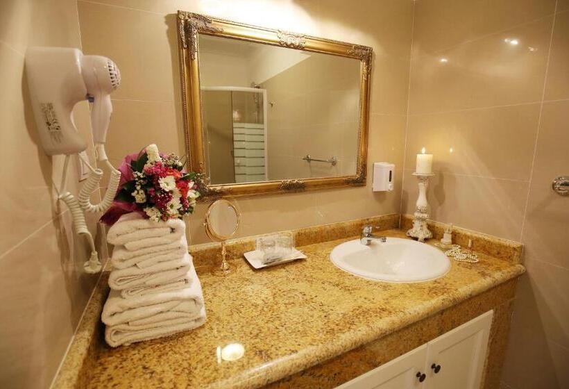 اتاق سوپریور با چشم‌انداز دریا و بالکن, Villa Triana Adults Only