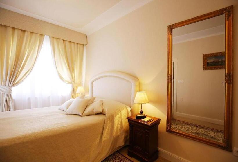 اتاق استاندارد با بالکن, Villa Triana Adults Only