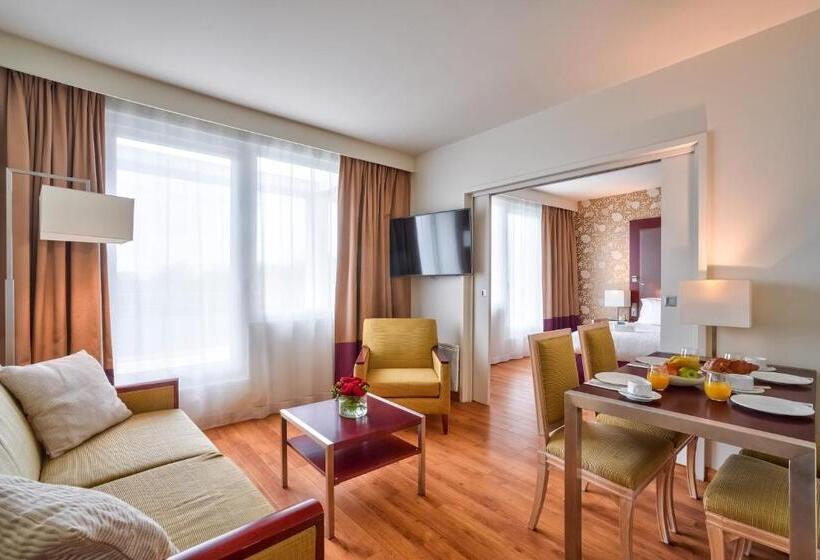 Апартаменты 1 Спальня, Clarion Paris Cdg Airport