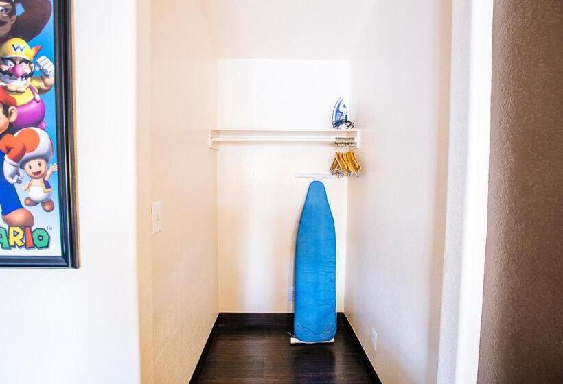 Pokój Standard Łóżko King Size, Anaheim Discovery Inn And Suites