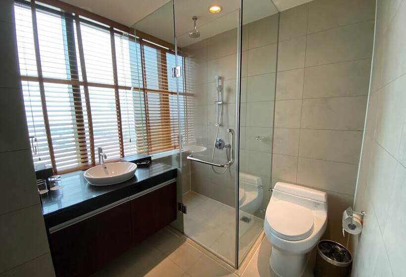 اتاق کلاب, Sheraton Hanoi West
