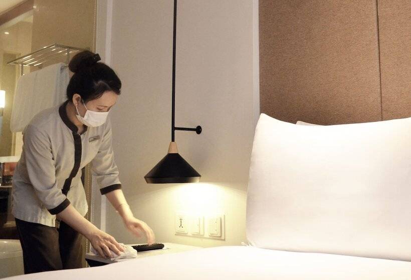 اتاق لوکس, Sheraton Hanoi West