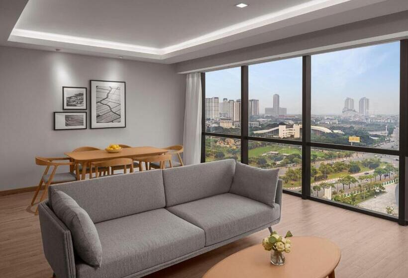 سوئیت کلاب, Sheraton Hanoi West