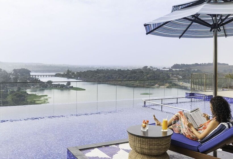 Президентский Люкс, Taj Lakefront Bhopal