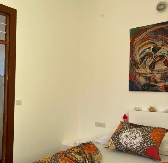 اتاق استاندارد, Habibi B&b