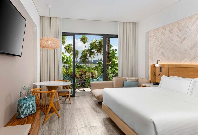 带大床的俱乐部房间, Hilton Tulum Riviera Maya Allinclusive Resort