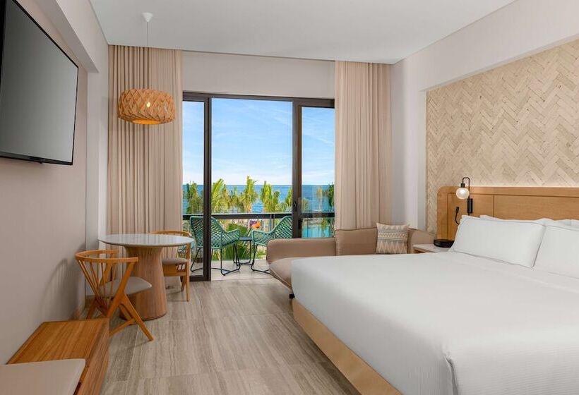 Engelliler için Büyük Çift Kişilik Yataklı Standart Oda, Hilton Tulum Riviera Maya Allinclusive Resort