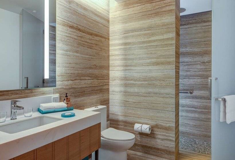 带大床的套房, Hilton Tulum Riviera Maya Allinclusive Resort