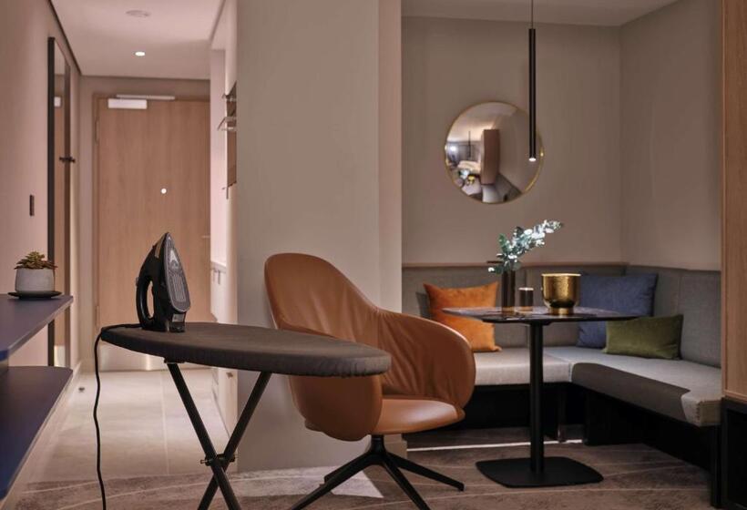 패밀리 룸, Adina Apartment Hotel Wiesbaden