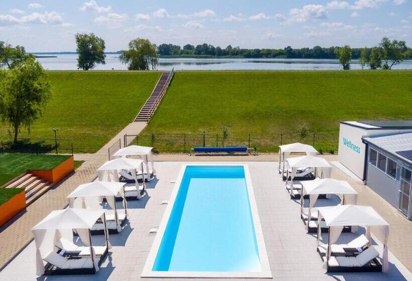 Люкс с гидромассажем, Tisza Tó Apartmanpark