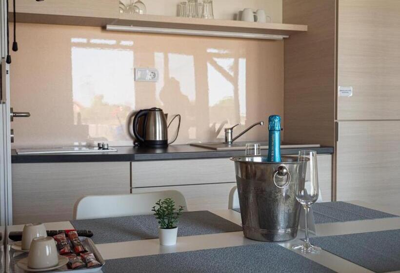 Апартаменты 2 Спальни, Tisza Tó Apartmanpark