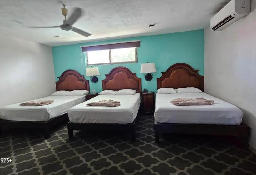 Aile Odası, Grand Hotel Colonial Cancun