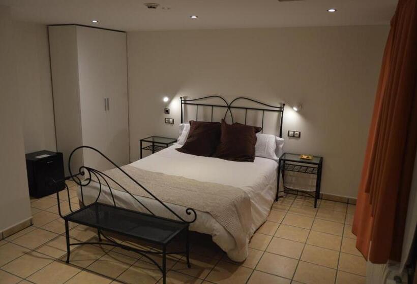 اتاق استاندارد با چشم‌انداز کوهستان, Parador De Canolich   Only Adults