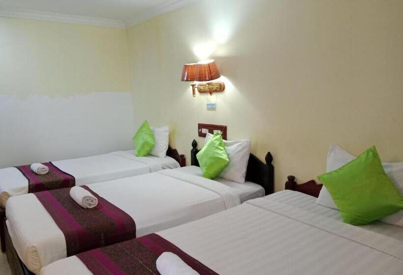 デラックストリプルルーム, Siem Reap Town