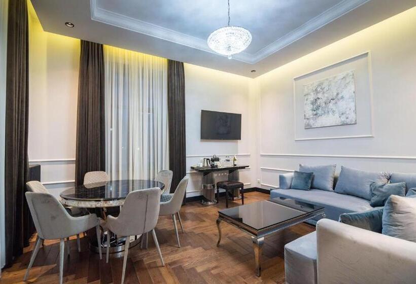 이그제큐티브 스위트, Grand Hotel Roxolana