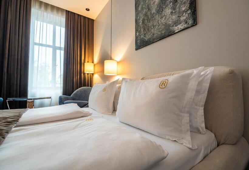 컴포트 주니어 스위트, Grand Hotel Roxolana