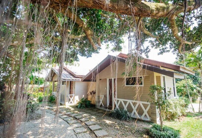Номер Стандарт, Spacio Caliraya Bed & Breakfast