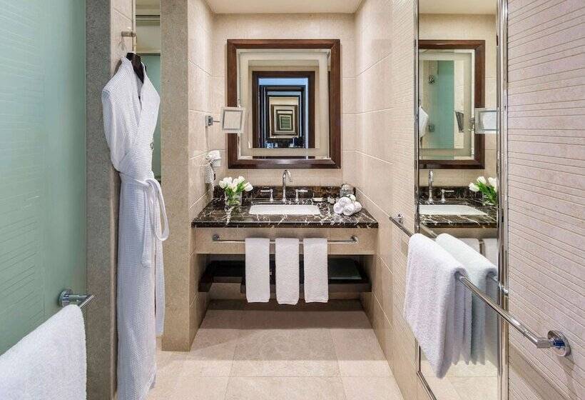 Номер Deluxe, Makkah Clock Royal Tower, A Fairmont