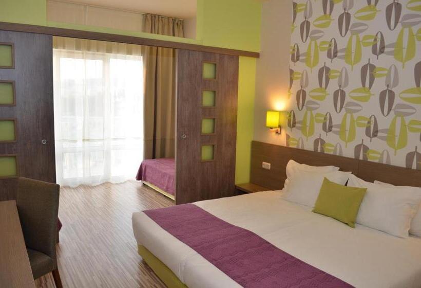 带阳台套房, Aqua Nevis Hotel & Aqua Park   All Inclusive