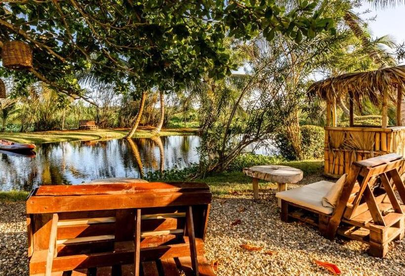 Трехместный Номер Стандарт Вид на Сад, Kibayo Lagoon Villa