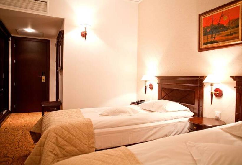 اتاق لوکس, Bellaria