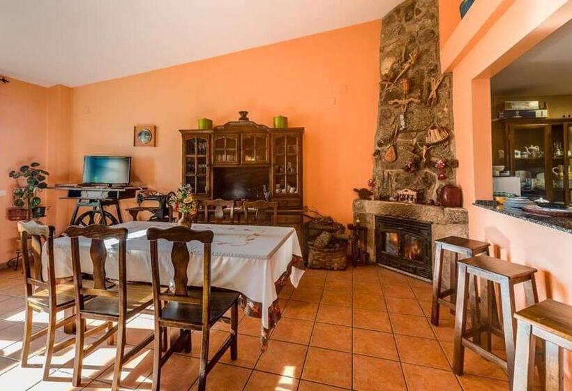Апартаменты 1 Спальня, Apartamentos & Casa Rural Boada Con Jardin Interior Y Barbacoa