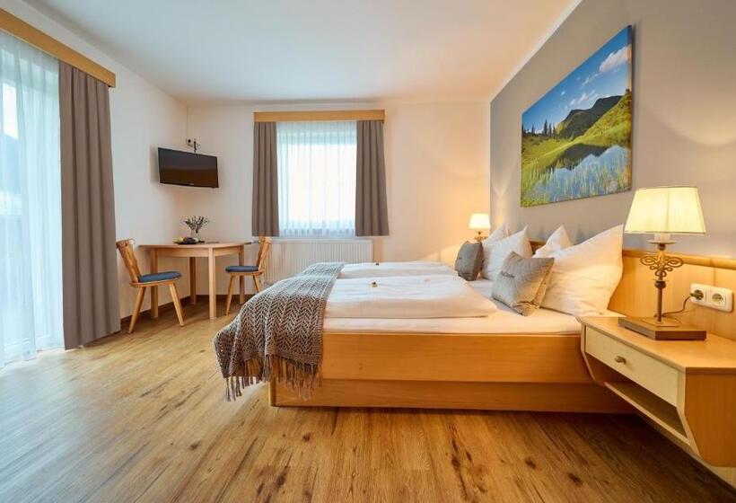 Номер Economy, Alpendorf Hotel Stern