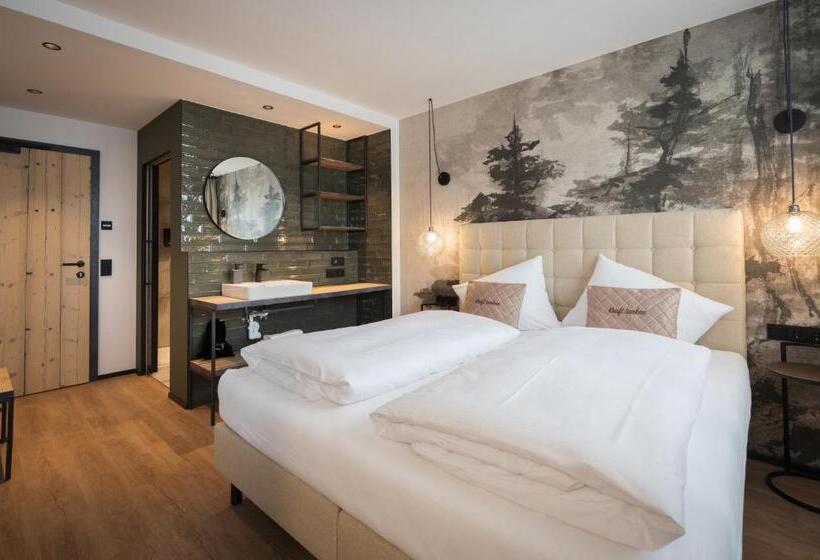 Номер Deluxe с Балконом, Alpendorf Hotel Stern