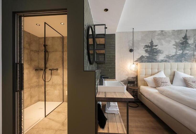 Номер Deluxe, Alpendorf Hotel Stern