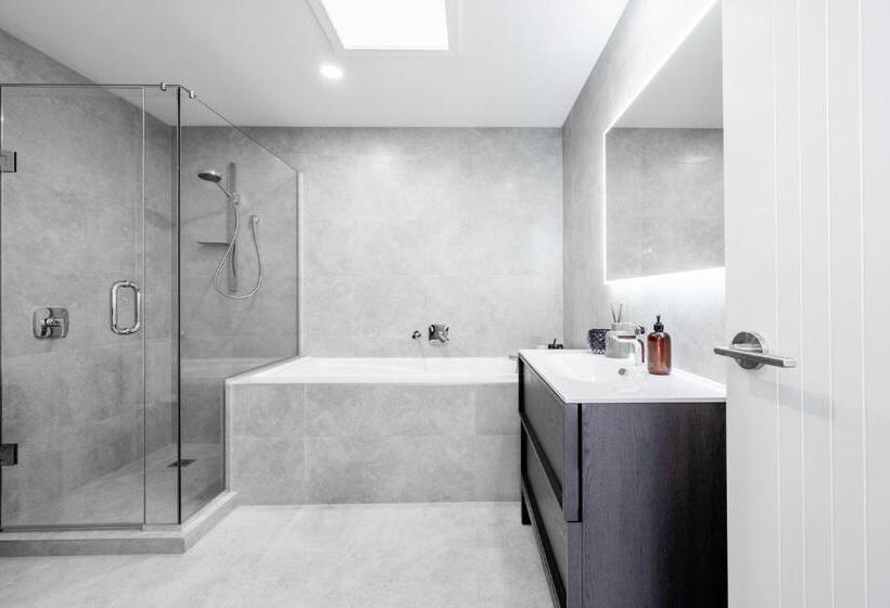 带1个卧室的顶楼公寓, Sunrise Garden Suites