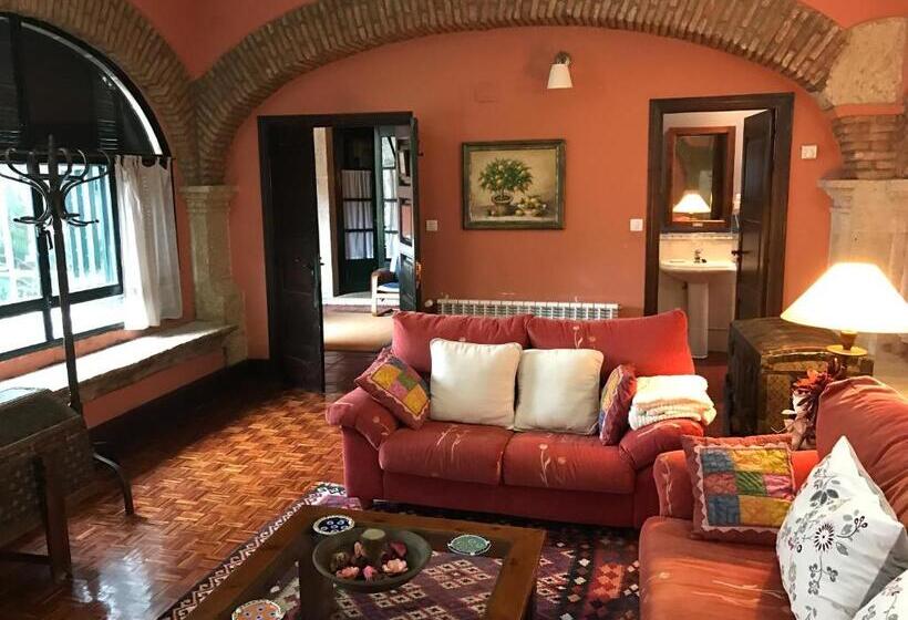 带阳台套房, Casa Rural Antolina