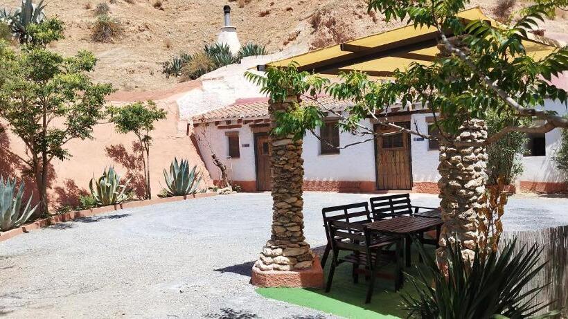 اتاق استاندارد با وان آب گرم, Casas Cueva Y Cortijo La Tala En Guadix