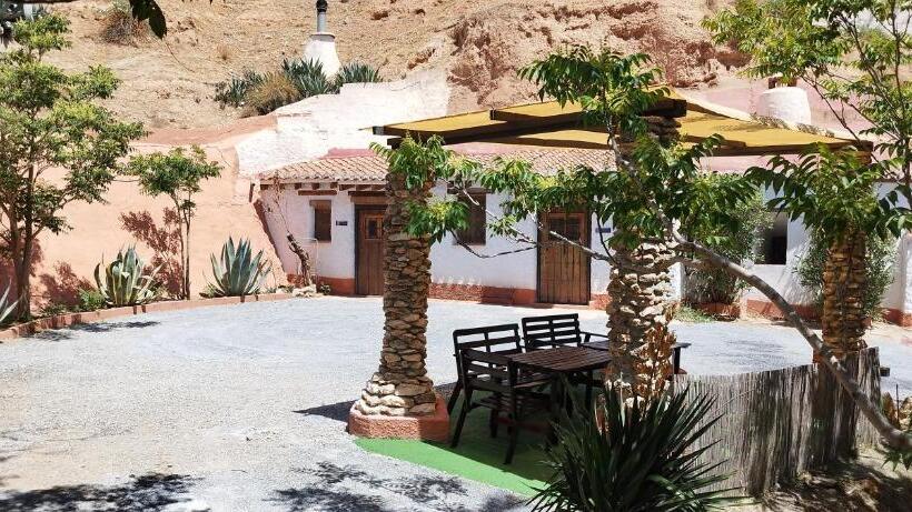 اتاق استاندارد با وان آب گرم, Casas Cueva Y Cortijo La Tala En Guadix