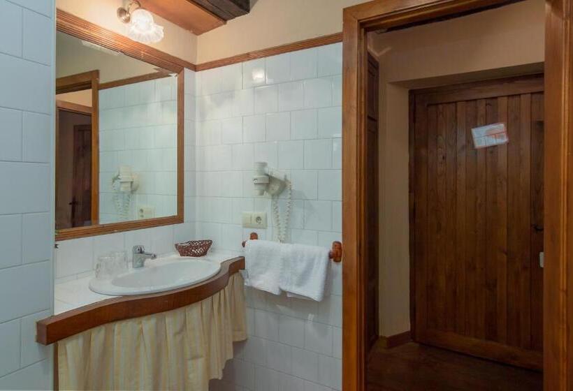 Номер Стандарт, Casona De La Salceda