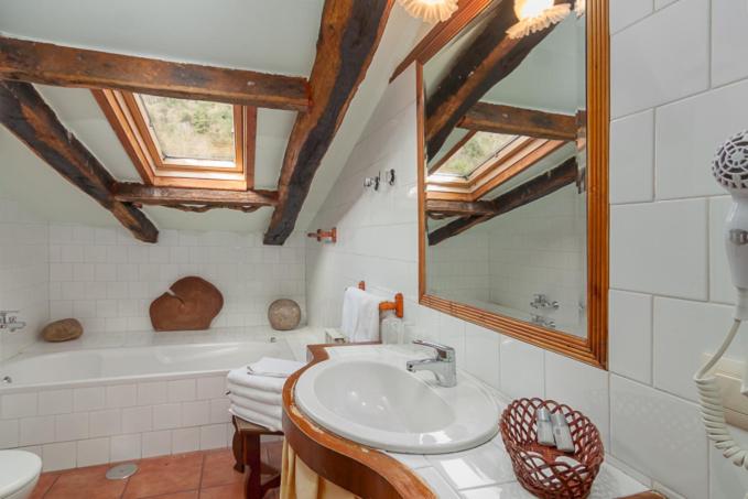 Апартаменты 2 Спальни, Casona De La Salceda