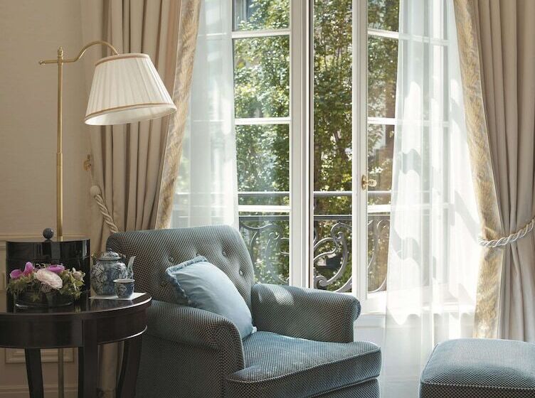 اتاق استاندارد با تخت دوبل, Shangri La Paris